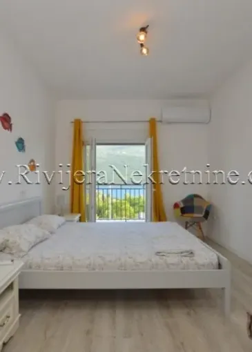 Apartment for sale in Kumbor