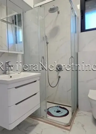 Apartment for sale in Đenovići