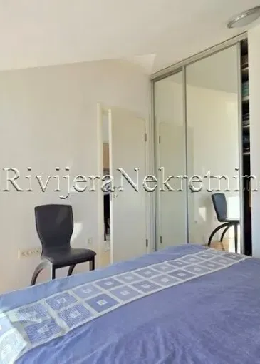 Apartment for sale in Đenovići