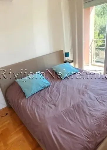 Apartment for sale in Đenovići