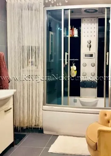 Apartment for sale in Tivat