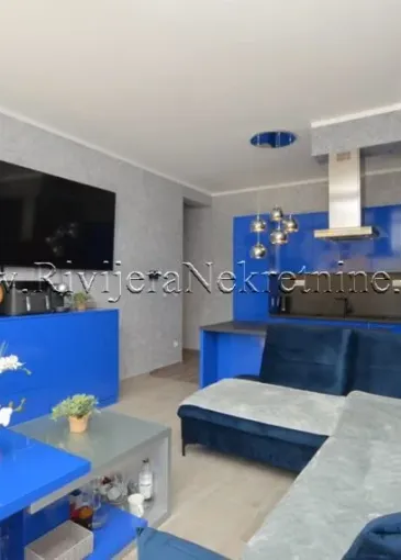 Apartment for sale in Đenovići