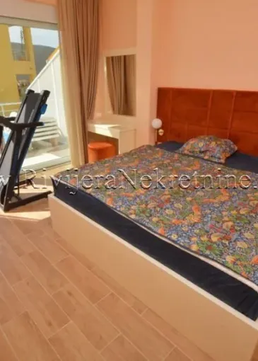 Apartment for sale in Đenovići