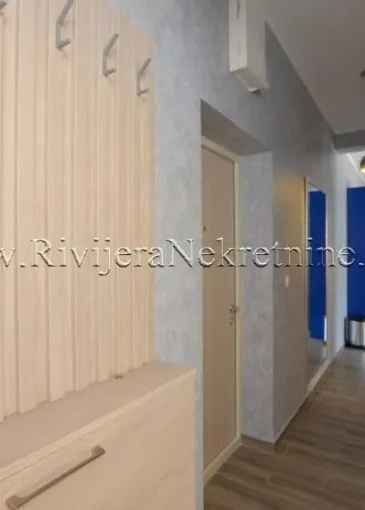Apartment for sale in Đenovići