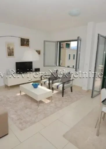Apartment for sale in Morinj