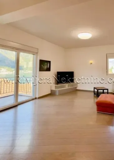 Apartment for sale in Kotor