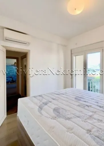 Apartment for sale in Kotor