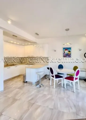 Apartment for sale in Kotor