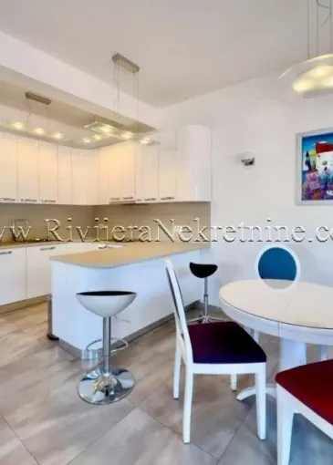 Apartment for sale in Kotor