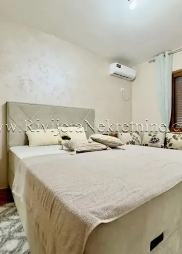 Apartment for sale in Dobrota