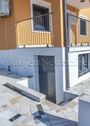 Apartment for sale in Gradiošnica