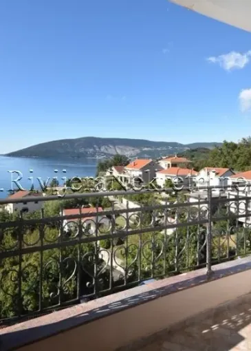 Apartment for sale in Zelenika