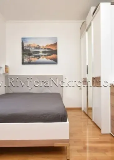 Apartment for sale in Zelenika