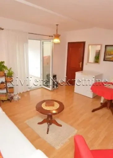 Apartment for sale in Igalo