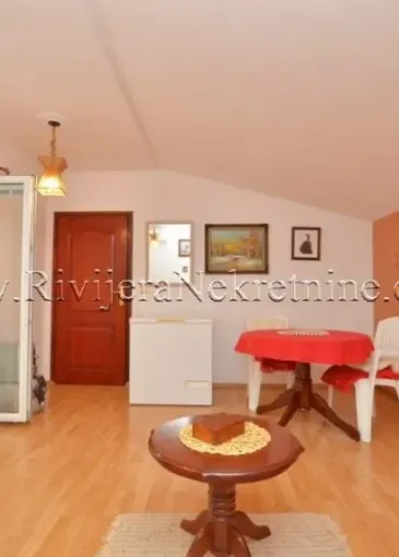 Apartment for sale in Igalo