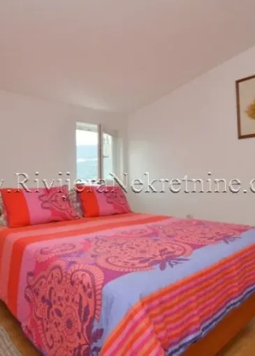 Apartment for sale in Igalo