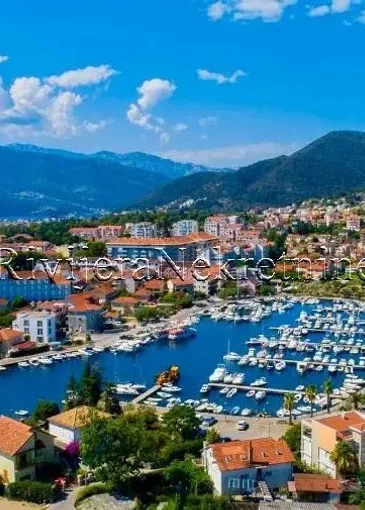 Apartment for sale in Tivat