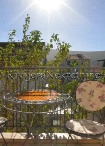 Apartment for sale in Đenovići