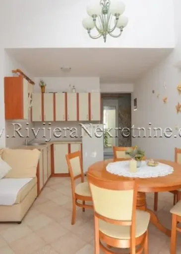 Apartment for sale in Đenovići