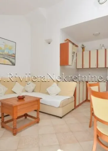 Apartment for sale in Đenovići