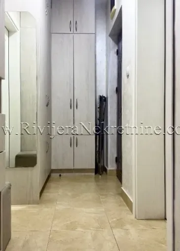 Appartement à vendre à Dobrota