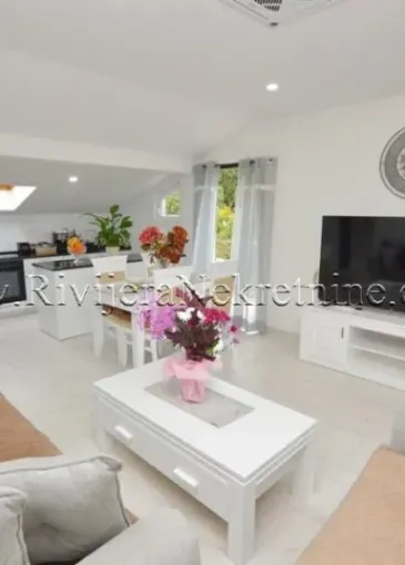 Daire satılık Igalo'de 