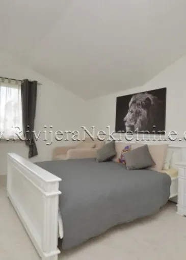 Daire satılık Igalo'de 