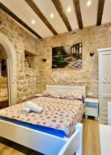 Apartment for sale in Kotor