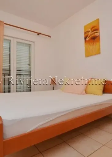 Apartment for sale in Igalo