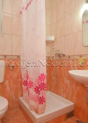 Apartment for sale in Igalo