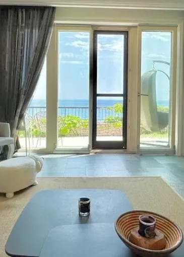 Apartment for sale in Radovići