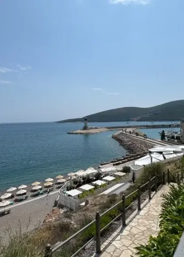 Apartment for sale in Radovići