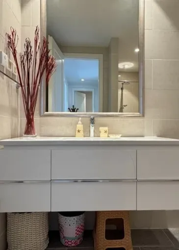 Apartment for sale in Radovići