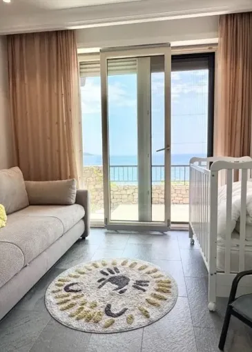 Apartment for sale in Radovići