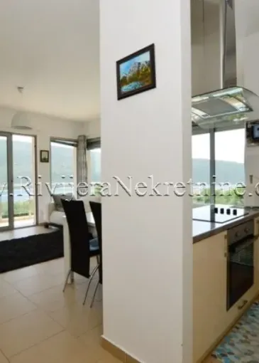 Apartment for sale in Đenovići