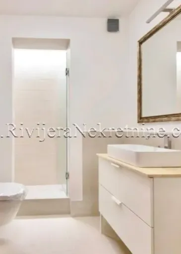 Apartment for sale in Tivat