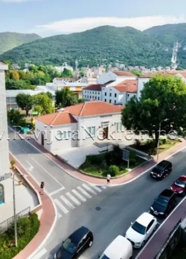 Apartment for sale in Tivat