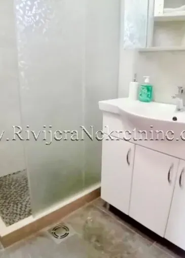 Apartment for sale in Dobrota