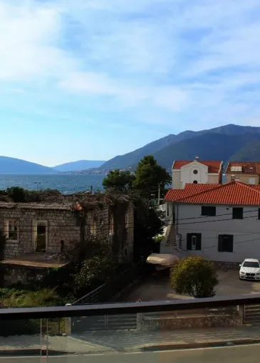 Apartment for sale in Donja Lastva