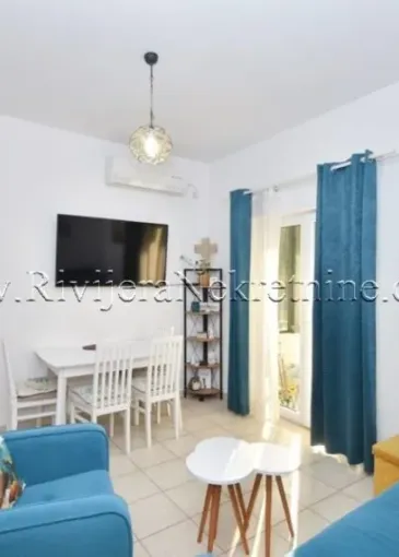Apartment for sale in Đenovići