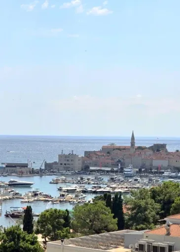 Apartment for sale in Budva