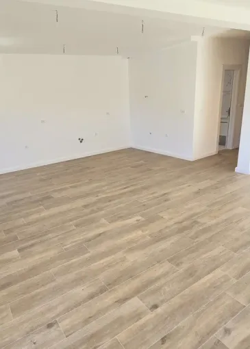 Apartment for sale in Dobrota