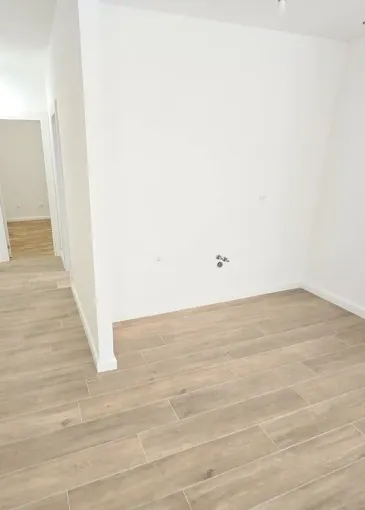 Apartment for sale in Dobrota