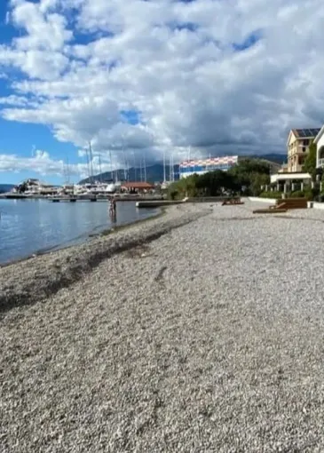 Apartment for sale in Tivat