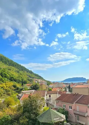Apartment for sale in Budva