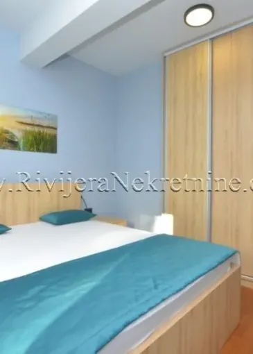 Apartment for sale in Igalo