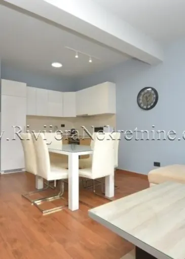 Apartment for sale in Igalo