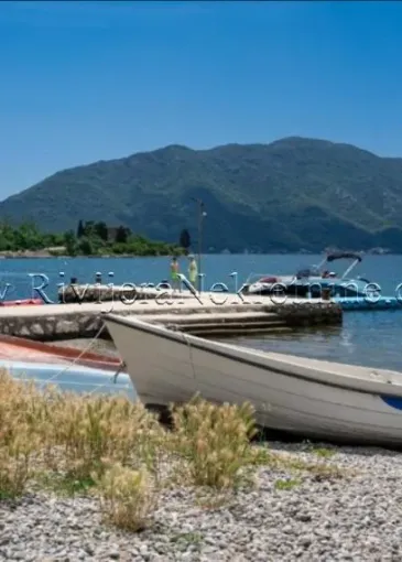 Apartment for sale in Risan