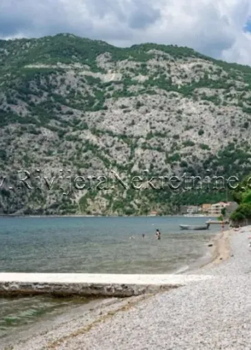 Apartment for sale in Risan