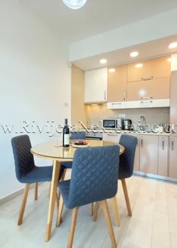 Apartment for sale in Igalo